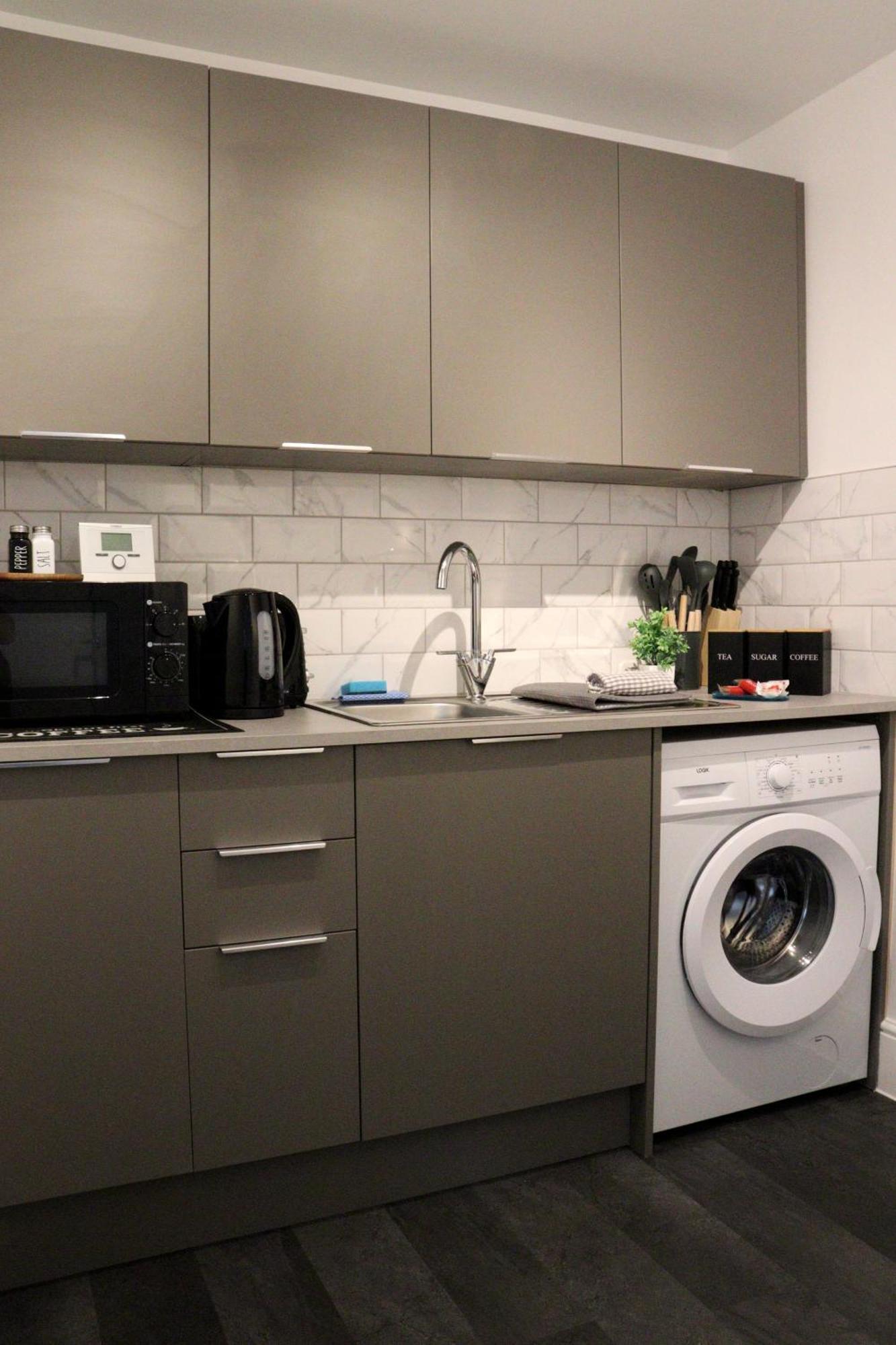 Brand New Modern Apartments Steps From Gloucester Quays Buitenkant foto